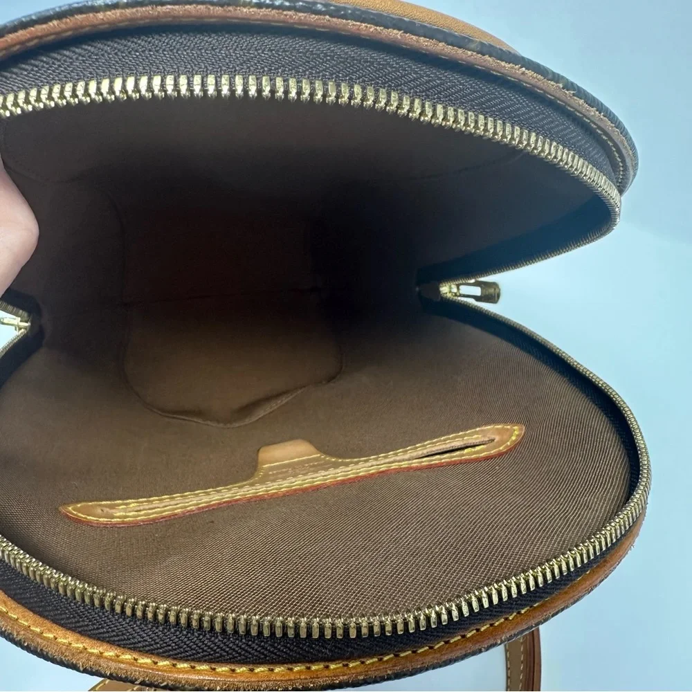 Louis Vuitton Brown and Tan Monogram Backpack - Picture 12 of 16